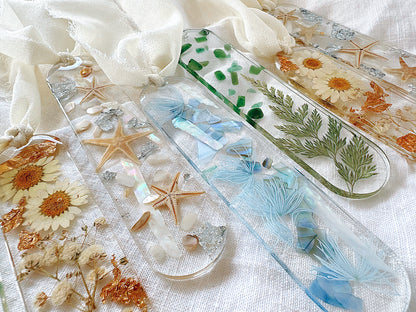 Bookmark | FIELD DAY